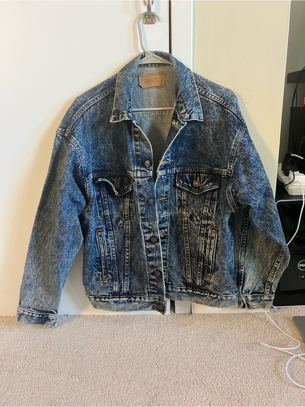 Levi’s Vintage Classic Washed Blue Denim Oversized Jacket - Women’s L/Men’s M